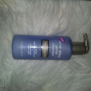 Neutrogena cleanser